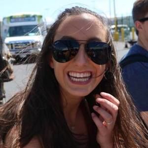 Meet your Posher, Courtney